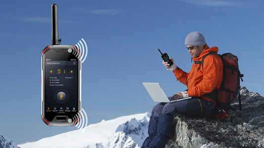 Walkie-Talkie Rugged Smartphone